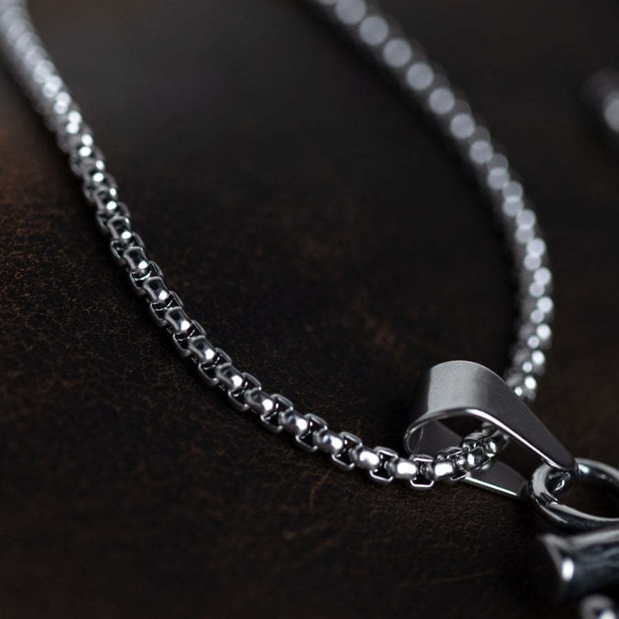 Men's Boat Aiming Titanium Steel Necklace